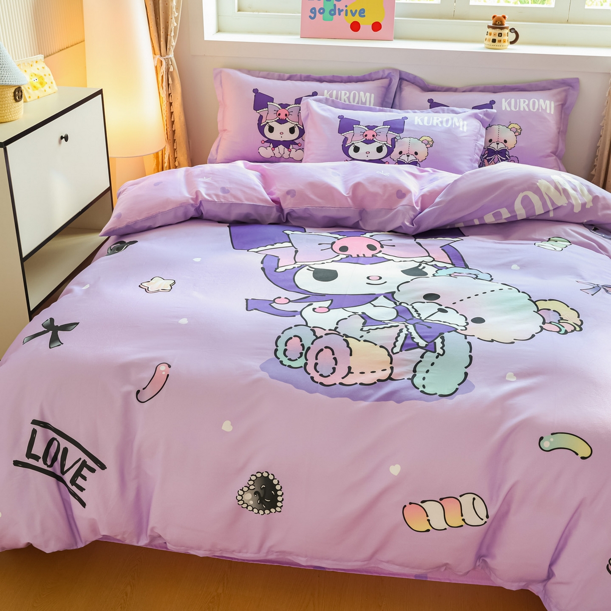 91家纺网 家纺一手货源 找家纺 浩诚 2025新款三丽鸥专版大版纯棉三件套四件套 甜甜库洛米