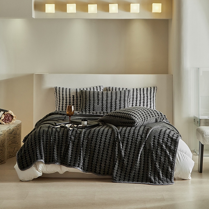 91家纺网 家纺一手货源 找家纺 （总）温宁家纺 2025新款步步高单层毛毯盖毯