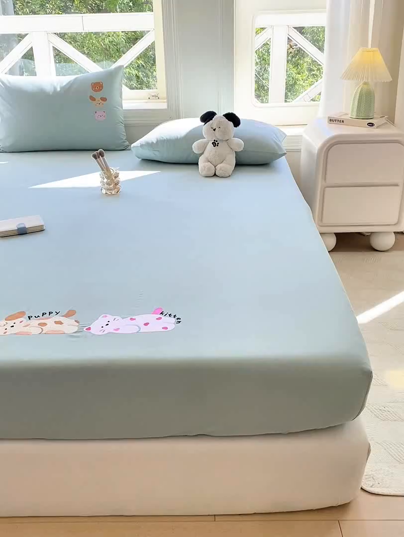 91家纺网 家纺一手货源 找家纺 灰鲸 2025新款全棉刺绣大床床笠-懒懒小憩系列 懒懒小憩-绿