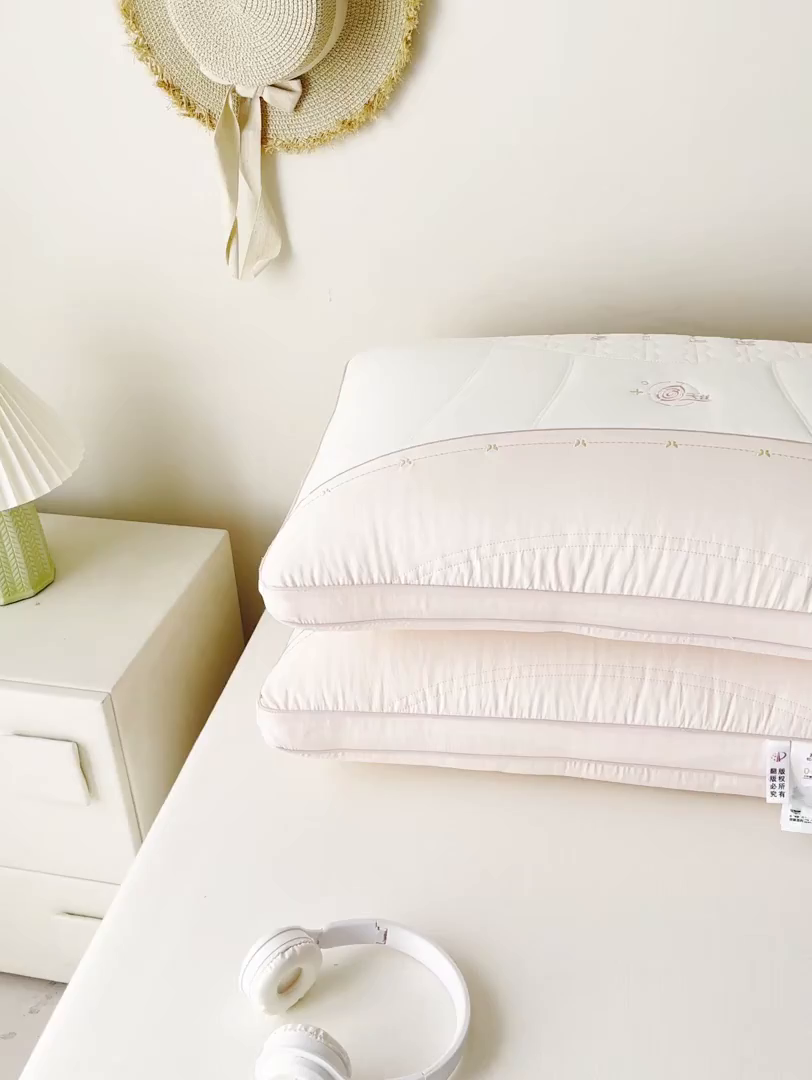 91家纺网 家纺一手货源 找家纺 （总）晚儿 2025新款天丝美 肤护颈枕高枕枕头枕芯