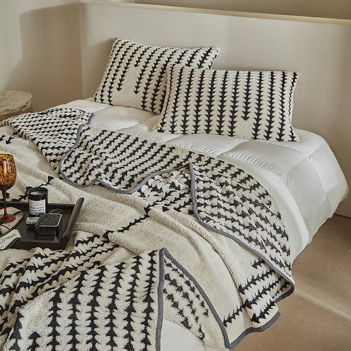 91家纺网 家纺一手货源 找家纺 温宁家纺 2025新款步步高单层毛毯盖毯 毛毯-步步高米白