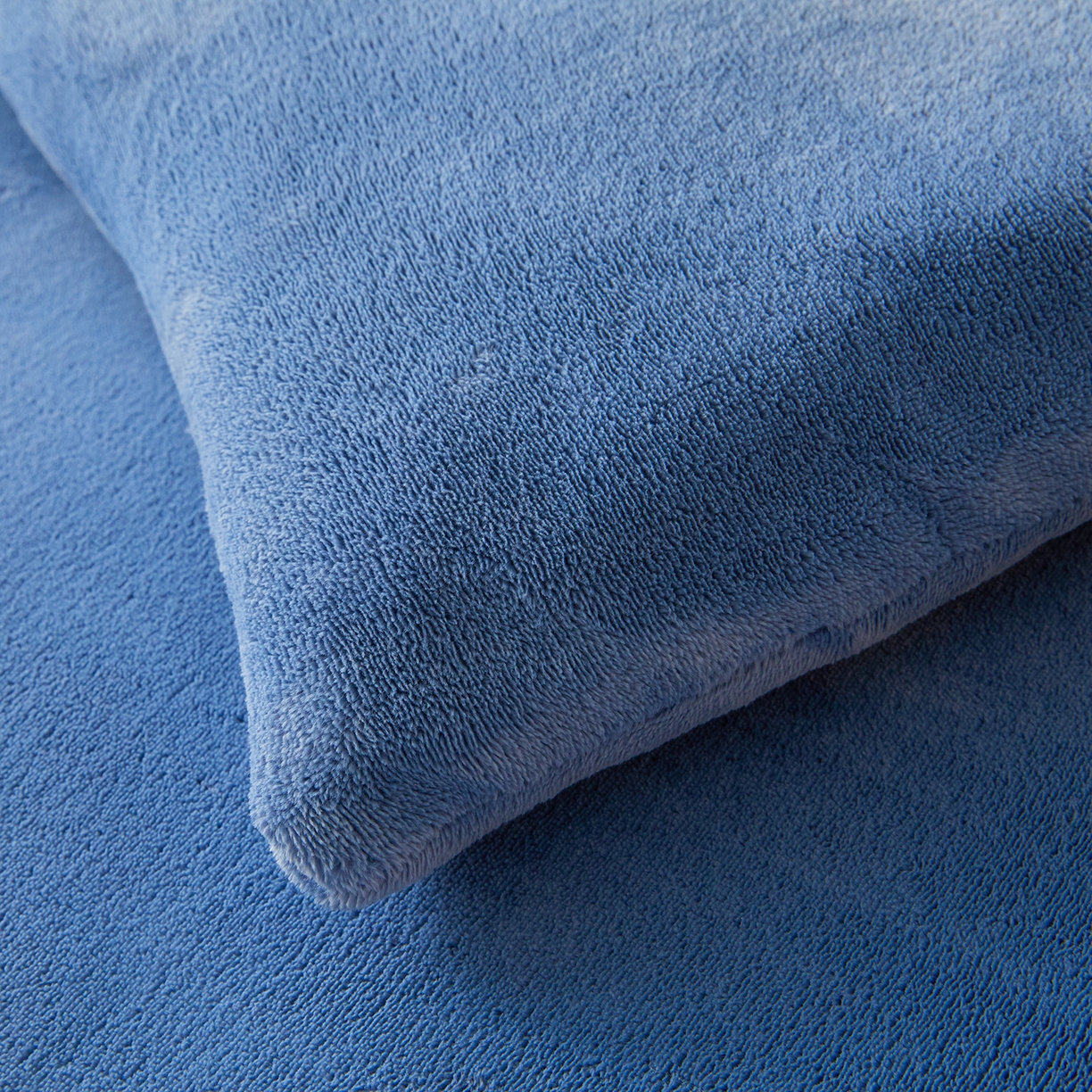 91家纺网 家纺一手货源 找家纺 （总）鑫佰利 2025新款柔暖纯色牛奶绒冬被被子被芯