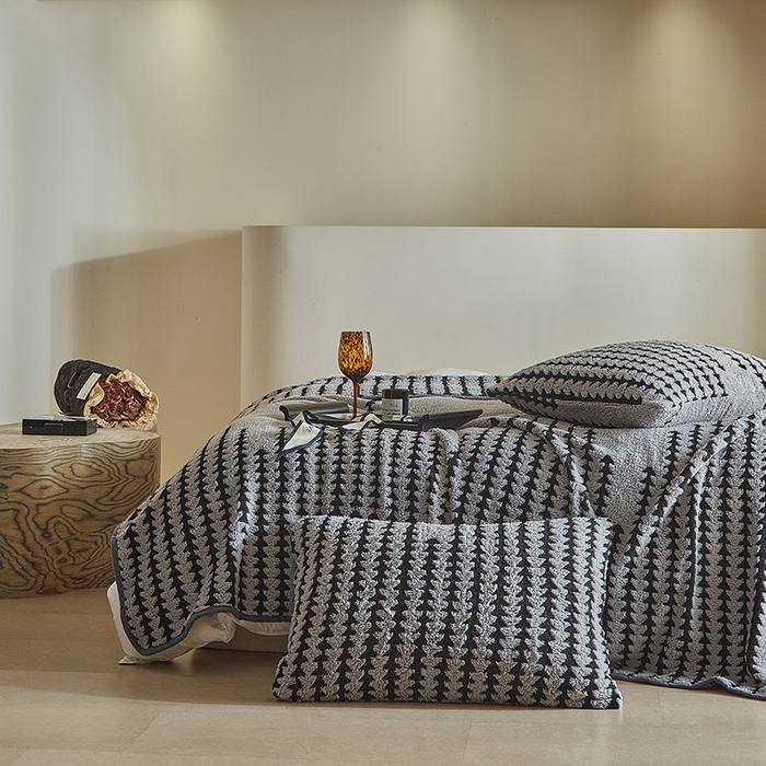 91家纺网 家纺一手货源 找家纺 温宁家纺 2025新款步步高单层毛毯盖毯 毛毯-步步高银灰