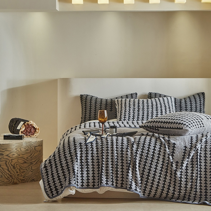 91家纺网 家纺一手货源 找家纺 温宁家纺 2025新款步步高单层毛毯盖毯 毛毯-步步高银灰