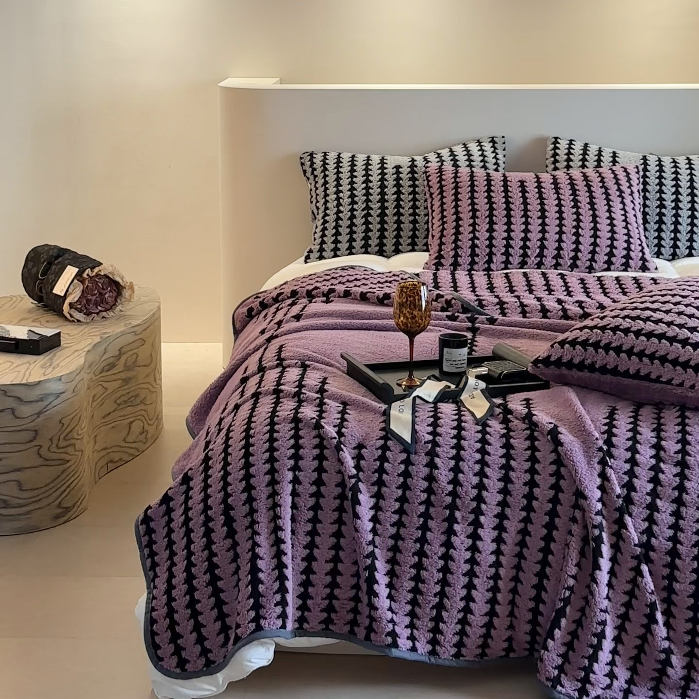 91家纺网 家纺一手货源 找家纺 温宁家纺 2025新款步步高单层毛毯盖毯 毛毯-步步高香芋紫