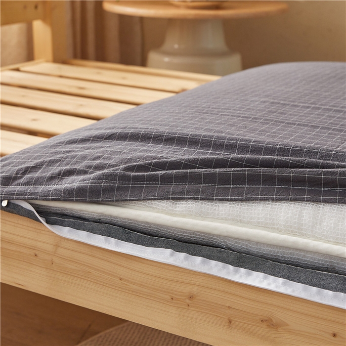 91家纺网 家纺一手货源 找家纺 悠米悠家 2025新款新疆棉花学生款可拆洗床垫 灰小格