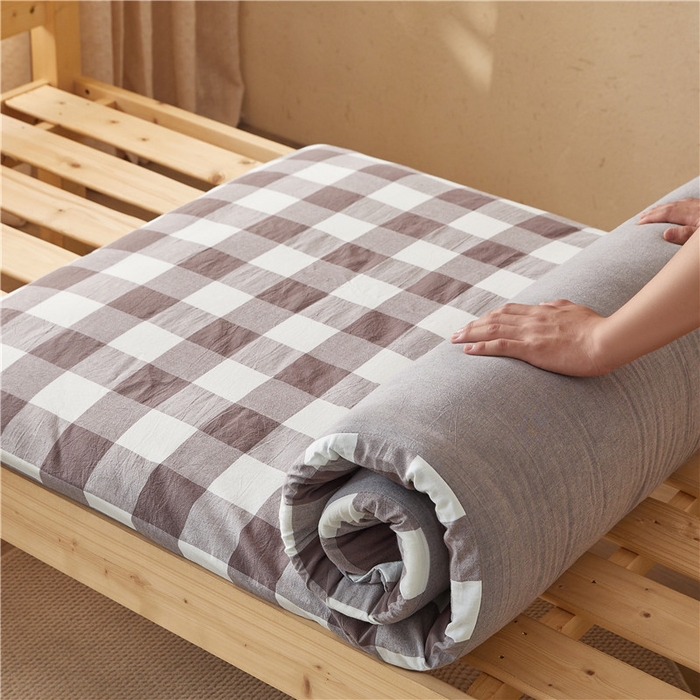 91家纺网 家纺一手货源 找家纺 悠米悠家 2025新款新疆棉花学生款可拆洗床垫 咖大格