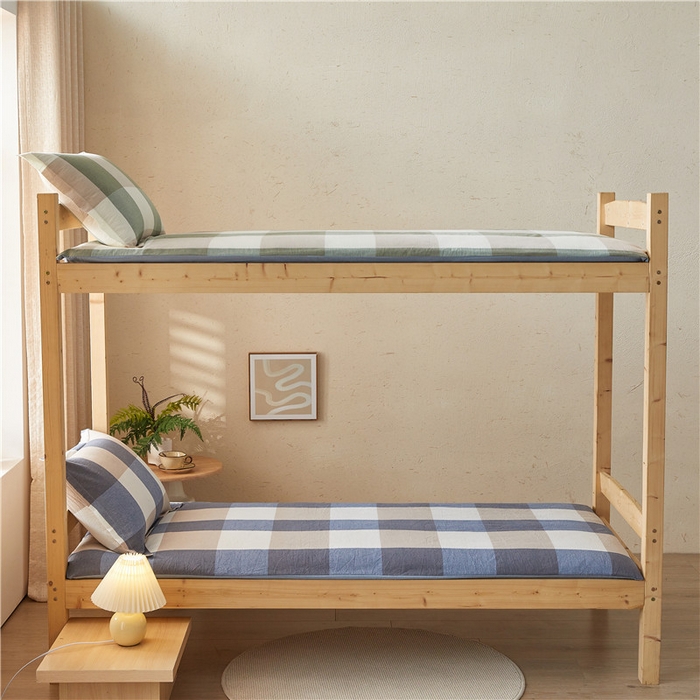 91家纺网 家纺一手货源 找家纺 悠米悠家 2025新款新疆棉花学生款可拆洗床垫 蓝大格