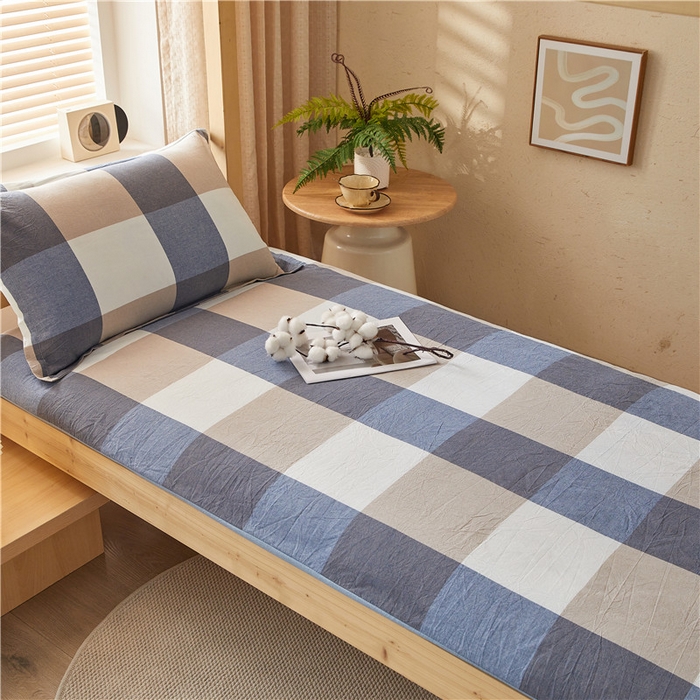 91家纺网 家纺一手货源 找家纺 悠米悠家 2025新款新疆棉花学生款可拆洗床垫 蓝大格