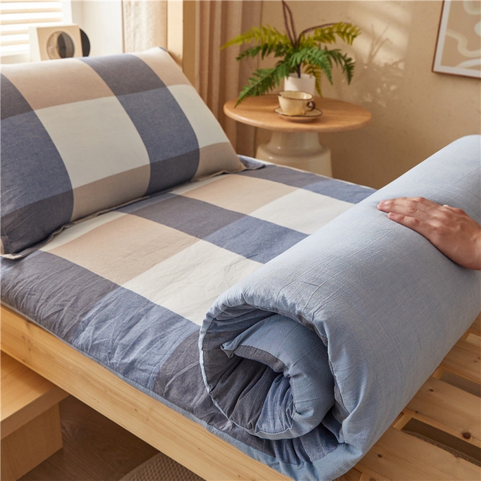 91家纺网 家纺一手货源 找家纺 悠米悠家 2025新款新疆棉花学生款可拆洗床垫 蓝大格