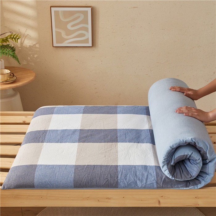 91家纺网 家纺一手货源 找家纺 悠米悠家 2025新款新疆棉花学生款可拆洗床垫 蓝大格