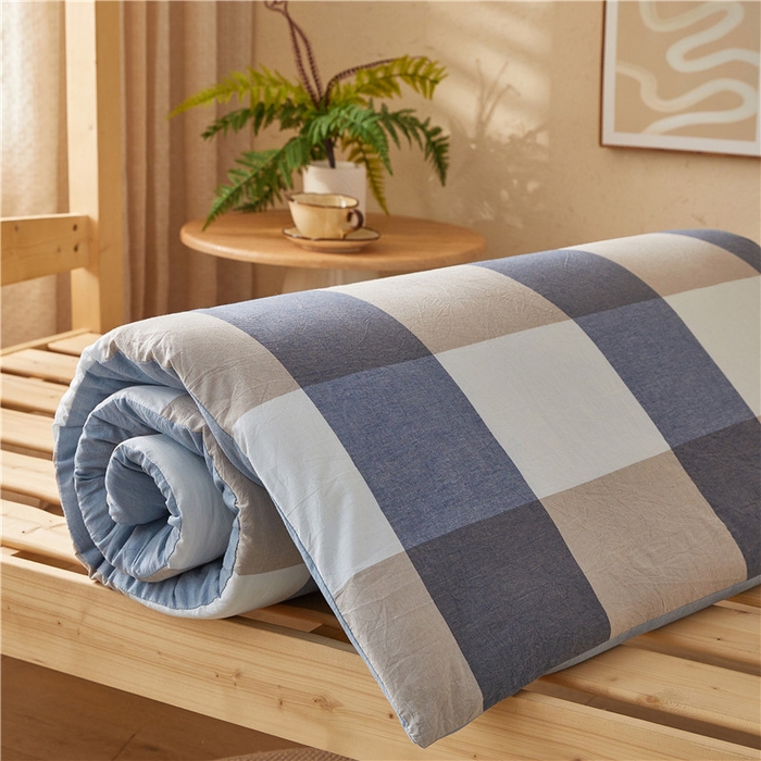 91家纺网 家纺一手货源 找家纺 悠米悠家 2025新款新疆棉花学生款可拆洗床垫 蓝大格