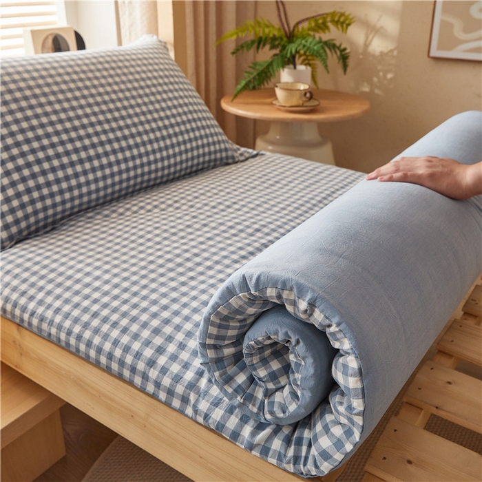 91家纺网 家纺一手货源 找家纺 悠米悠家 2025新款新疆棉花学生款可拆洗床垫 蓝小格