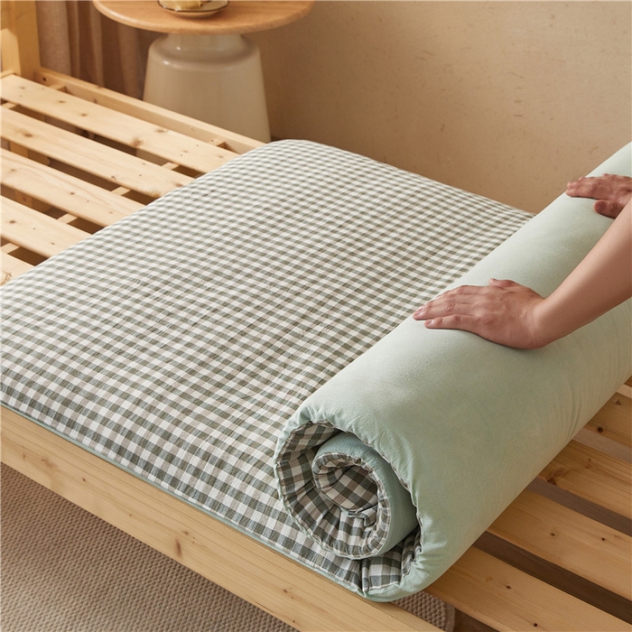 91家纺网 家纺一手货源 找家纺 悠米悠家 2025新款新疆棉花学生款可拆洗床垫 绿小格