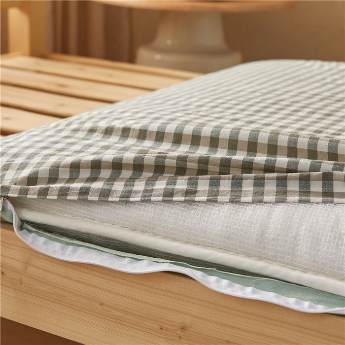 91家纺网 家纺一手货源 找家纺 悠米悠家 2025新款新疆棉花学生款可拆洗床垫 绿小格