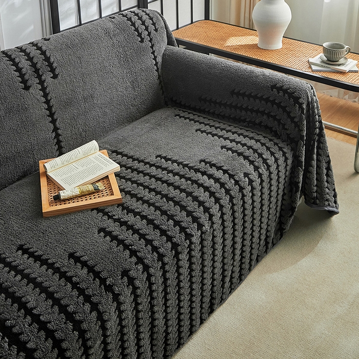 91家纺网 家纺一手货源 找家纺 温宁家纺 2025新款步步高沙发巾 沙发巾-步步高复古灰