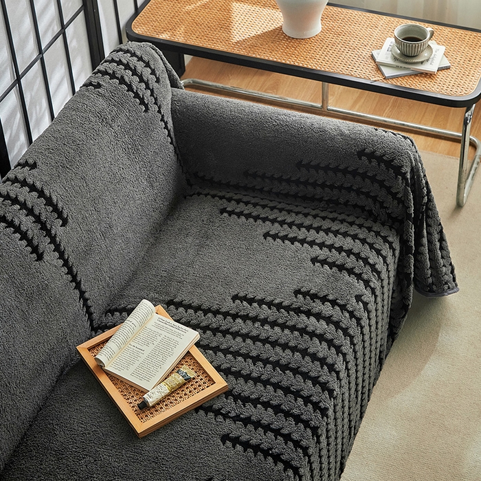 91家纺网 家纺一手货源 找家纺 温宁家纺 2025新款步步高沙发巾 沙发巾-步步高复古灰