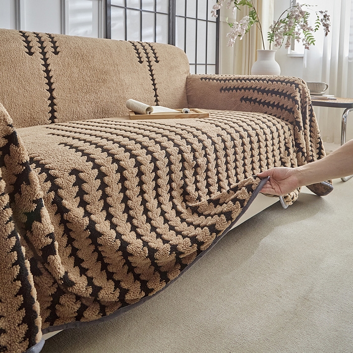 91家纺网 家纺一手货源 找家纺 温宁家纺 2025新款步步高沙发巾 沙发巾-步步高咖色