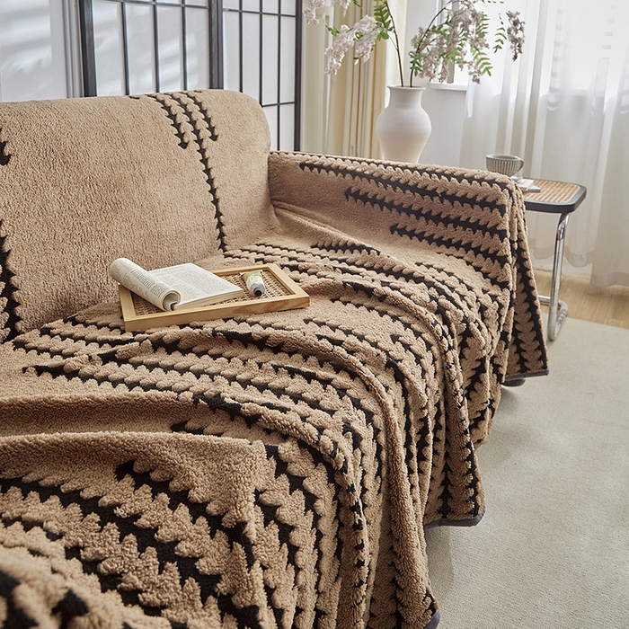 91家纺网 家纺一手货源 找家纺 温宁家纺 2025新款步步高沙发巾 沙发巾-步步高咖色