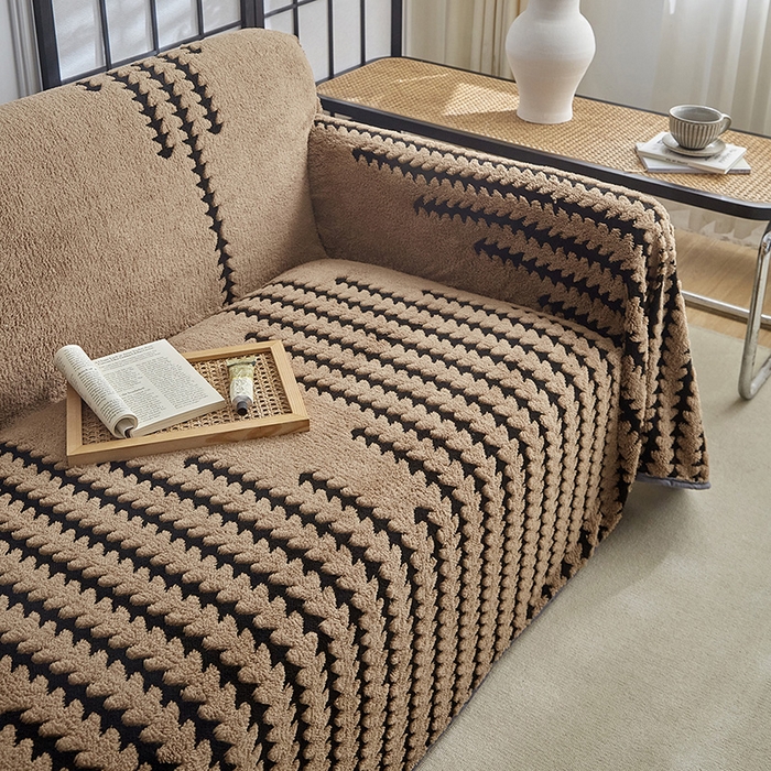 91家纺网 家纺一手货源 找家纺 温宁家纺 2025新款步步高沙发巾 沙发巾-步步高咖色