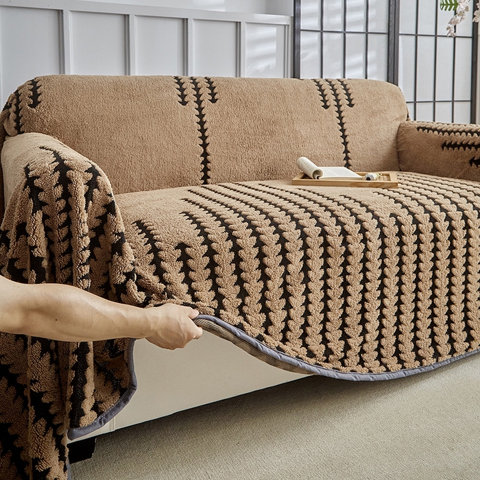 91家纺网 家纺一手货源 找家纺 温宁家纺 2025新款步步高沙发巾 沙发巾-步步高咖色