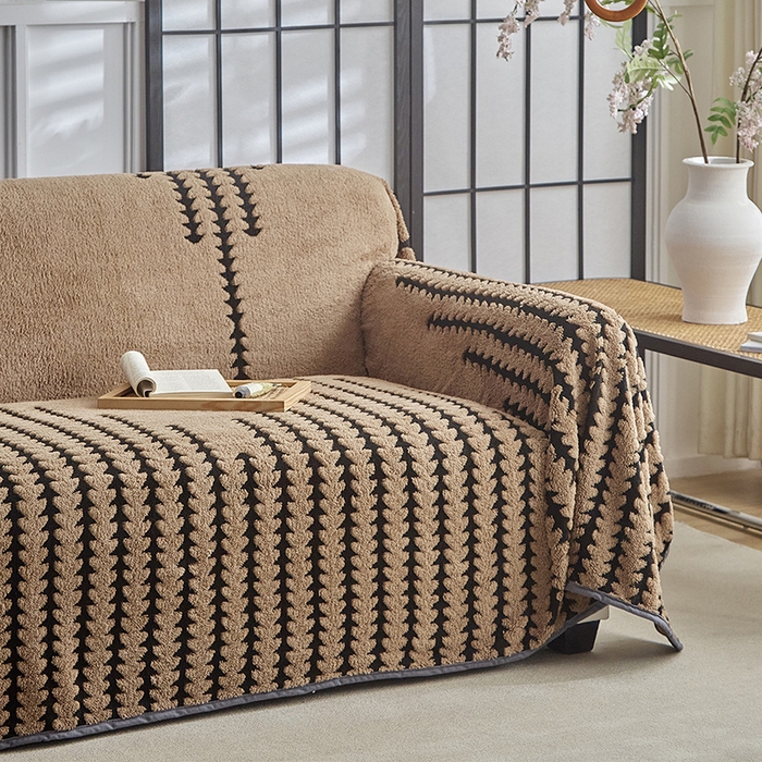 91家纺网 家纺一手货源 找家纺 温宁家纺 2025新款步步高沙发巾 沙发巾-步步高咖色