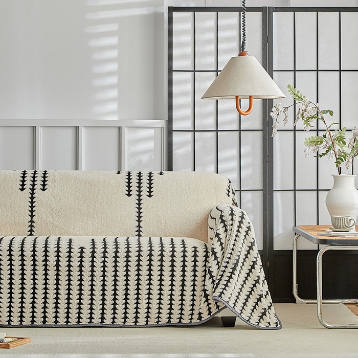 91家纺网 家纺一手货源 找家纺 温宁家纺 2025新款步步高沙发巾 沙发巾-步步高米白