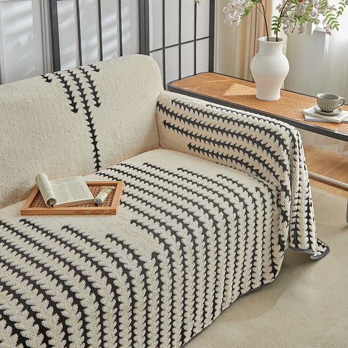 91家纺网 家纺一手货源 找家纺 温宁家纺 2025新款步步高沙发巾 沙发巾-步步高米白