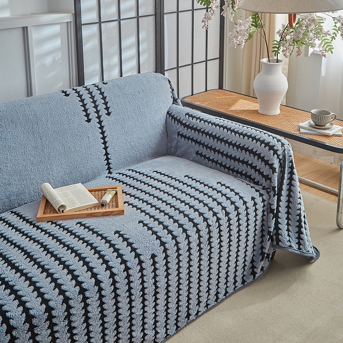 91家纺网 家纺一手货源 找家纺 温宁家纺 2025新款步步高沙发巾 沙发巾-步步高雾蓝