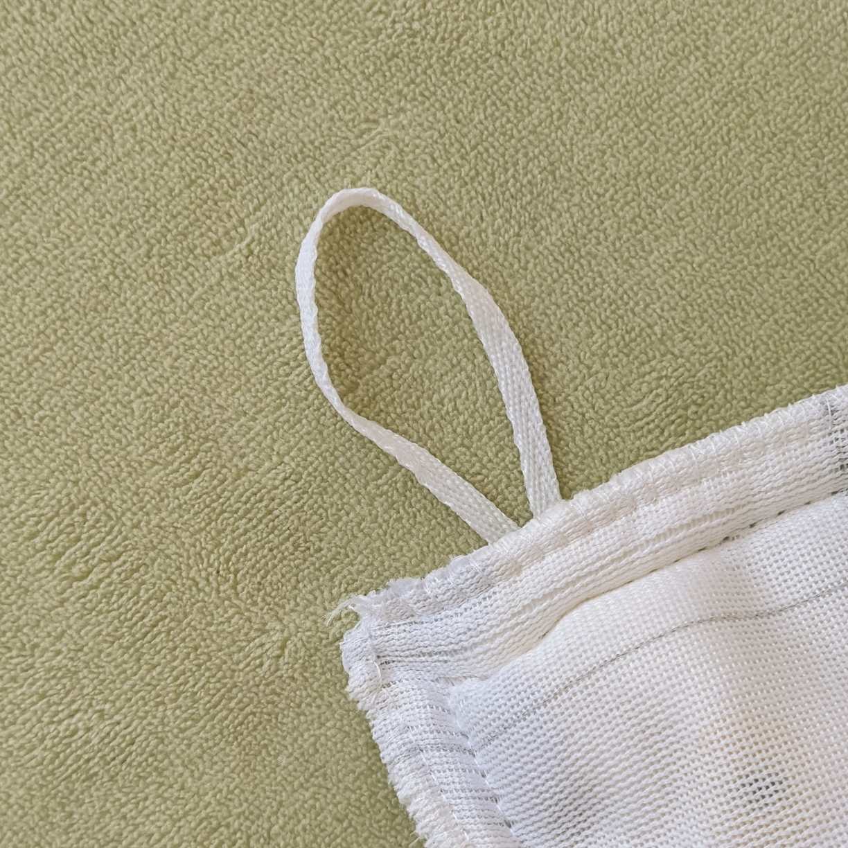 91家纺网 家纺一手货源 找家纺 KA家纺 2025新款秋冬床裙款着色烂花立体雕花牛奶绒四件套 邂逅