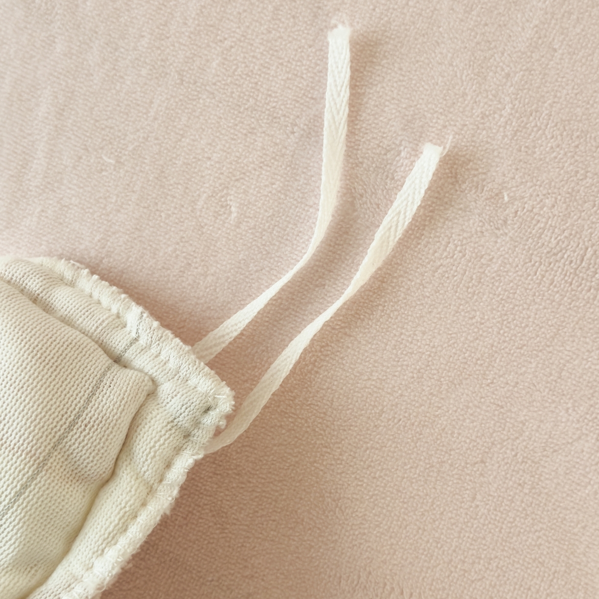 91家纺网 家纺一手货源 找家纺 （总）KA家纺 2025新款秋冬床裙款着色烂花立体雕花牛奶绒四件套