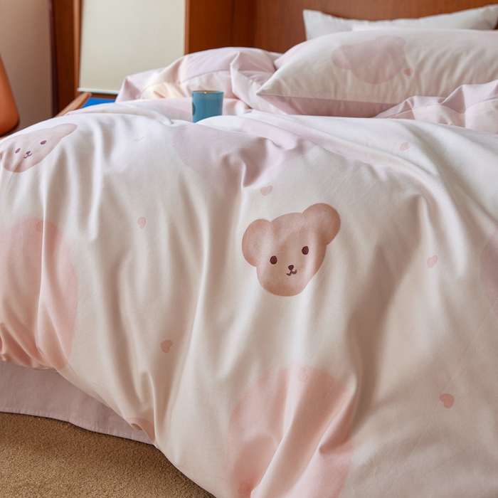 91家纺网 家纺一手货源 找家纺 千朵森 2025 新品 全棉磨毛卡通四件套（塞伦） 塞伦-粉雾熊