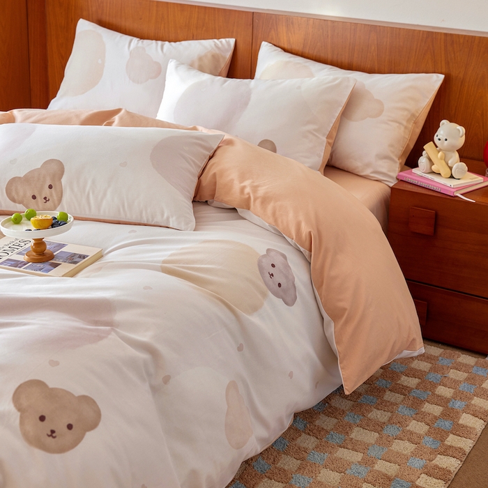 91家纺网 家纺一手货源 找家纺 千朵森 2025 新品 全棉磨毛卡通四件套（塞伦） 塞伦-云絮熊