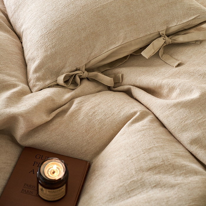 91家纺网 家纺一手货源 找家纺 （总）宜代光年 2025新款亚麻大提花贡缎磨毛四件套-侘寂风(控价268/288）