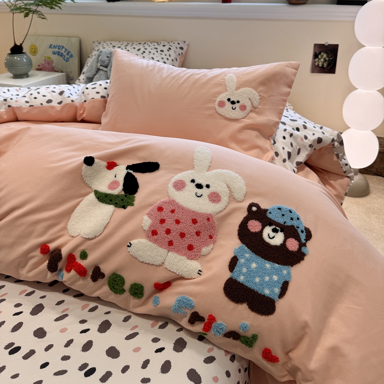 91家纺网 家纺一手货源 找家纺 怡家居 2025新款全棉纯棉印花加绣花四件套第二批 好朋友