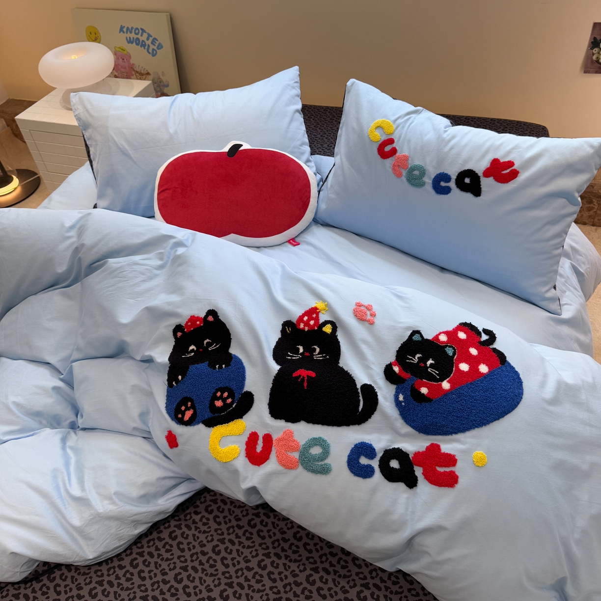 91家纺网 家纺一手货源 找家纺 怡家居 2025新款全棉纯棉印花加绣花四件套第二批 可爱猫咪