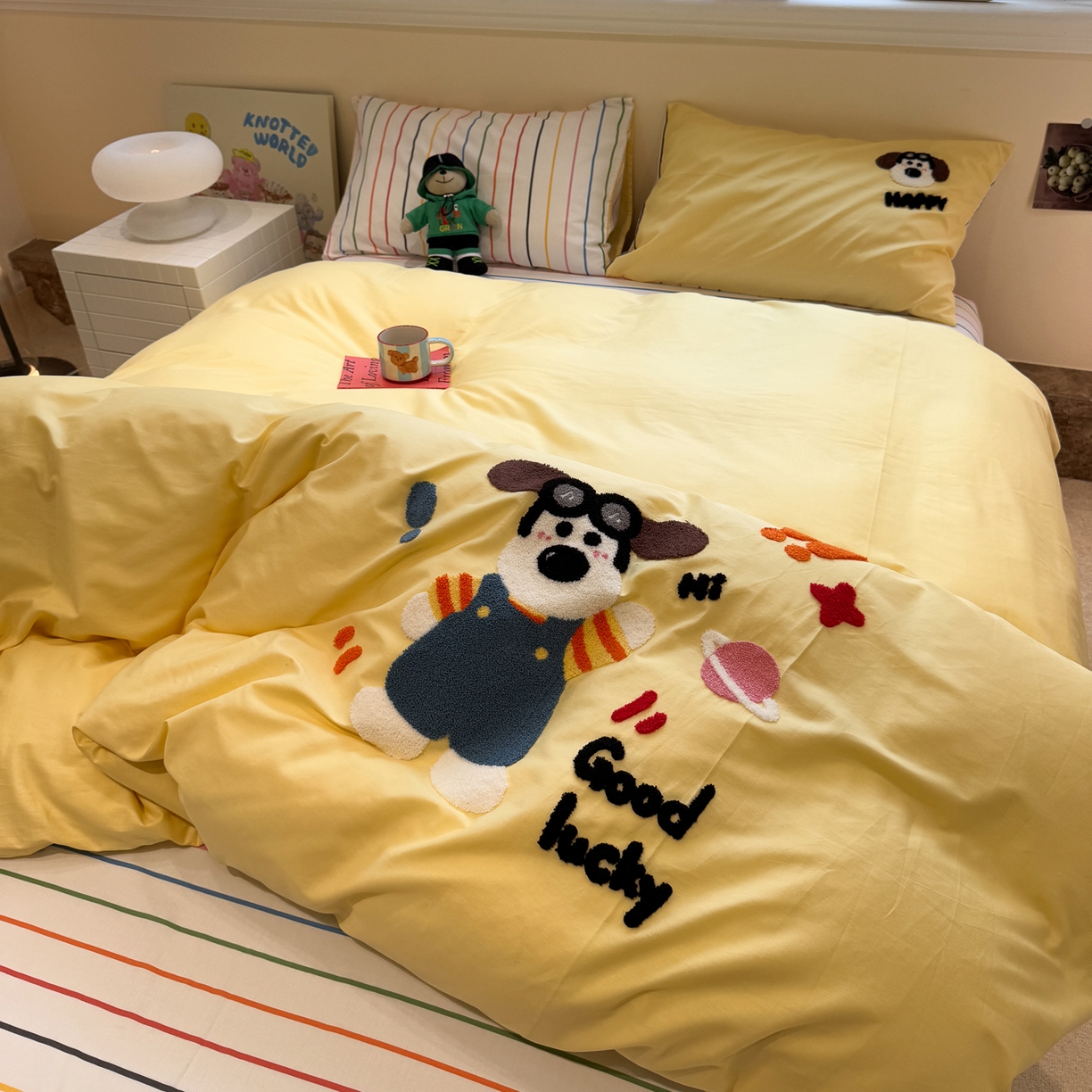 91家纺网 家纺一手货源 找家纺 怡家居 2025新款全棉纯棉印花加绣花四件套第二批 墨镜狗狗