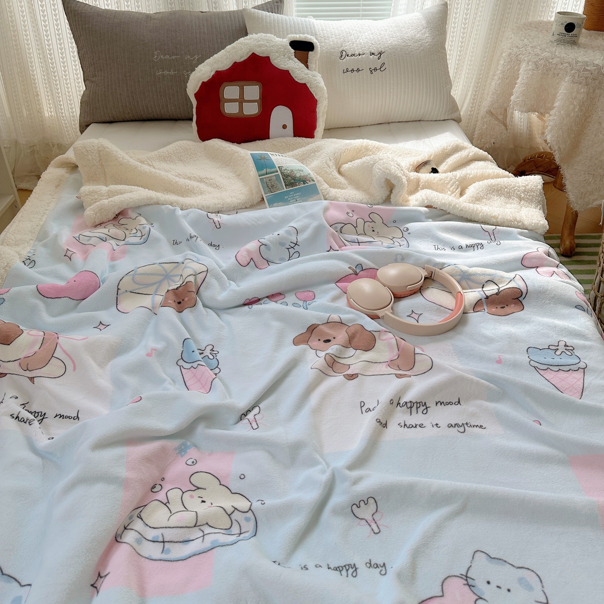 91家纺网 家纺一手货源 找家纺 六巷胡同 2025新款INS卡通A类牛奶绒羊羔绒毛毯毯子 芭宠假日蓝