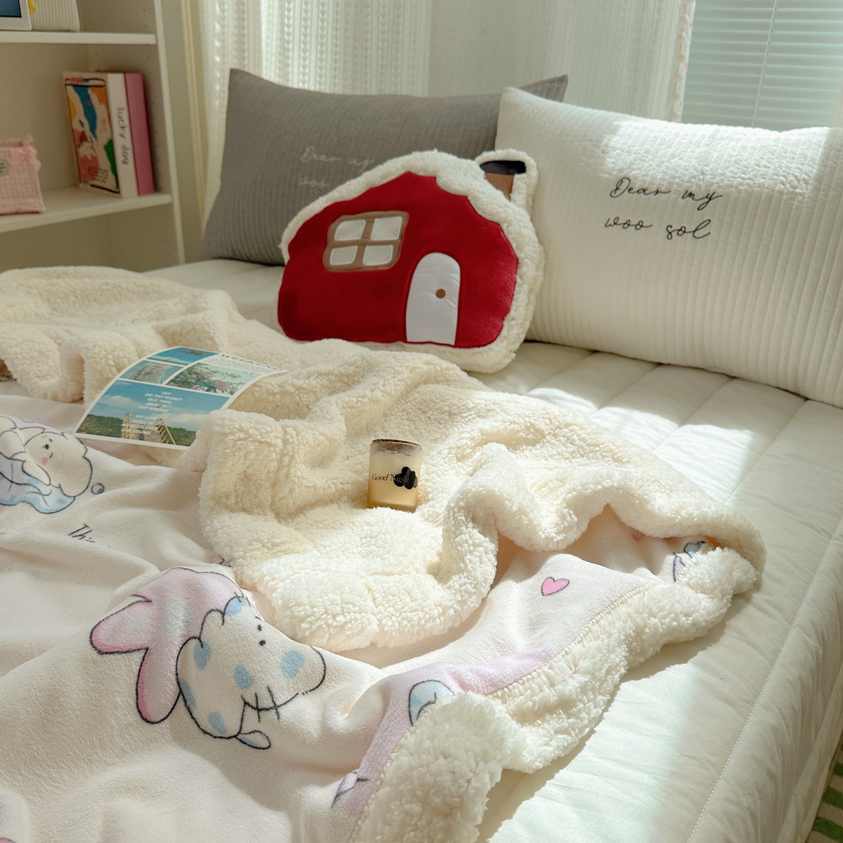 91家纺网 家纺一手货源 找家纺 六巷胡同 2025新款INS卡通A类牛奶绒羊羔绒毛毯毯子 芭宠假日米