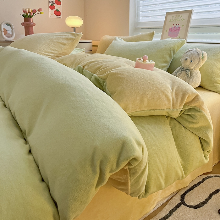 三朵家纺 2025秋冬新款法莱绒混搭系列四件套 嫩绿+奶黄