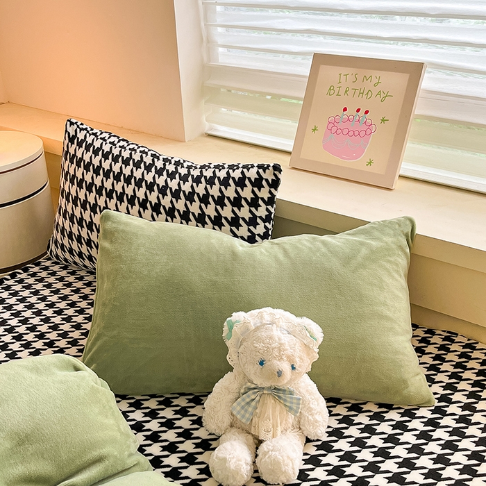 91家纺网 家纺一手货源 找家纺 三朵家纺 2025秋冬新款法莱绒混搭系列四件套 苹果绿