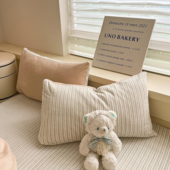 91家纺网 家纺一手货源 找家纺 三朵家纺 2025秋冬新款法莱绒混搭系列四件套 米驼+细条