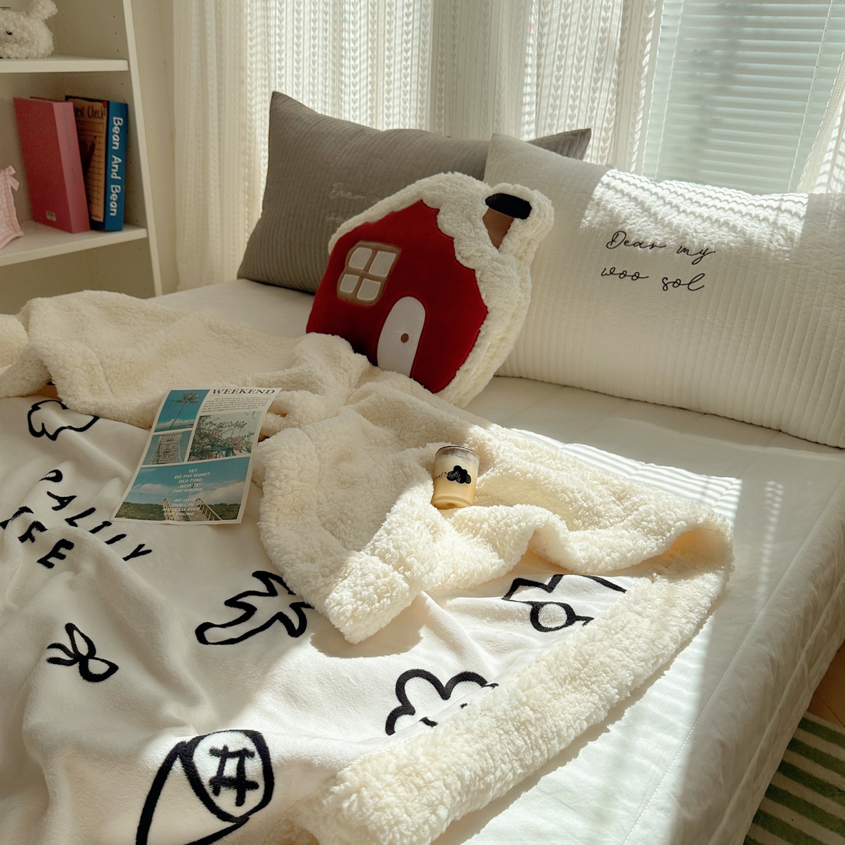 91家纺网 家纺一手货源 找家纺 六巷胡同 2025新款INS卡通A类牛奶绒羊羔绒毛毯毯子 可爱涂鸦集