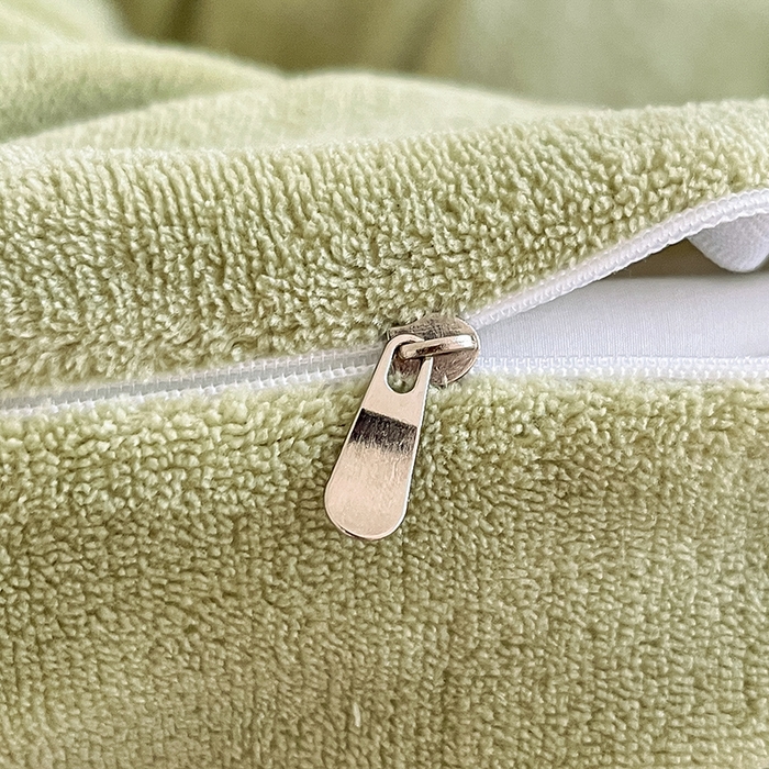 91家纺网 家纺一手货源 找家纺 三朵家纺 2025秋冬新款法莱绒混搭系列四件套 橄榄绿+绿格