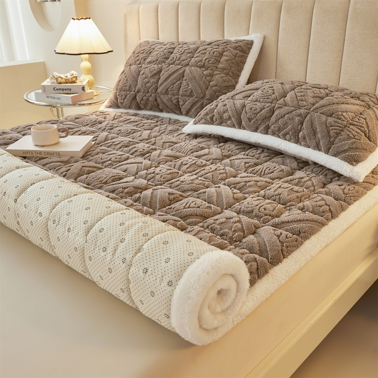 91家纺网 家纺一手货源 找家纺 （总）雯豆家纺 2025秋冬新款加厚塔芙绒床垫床褥床护垫双人床纯色素色垫子