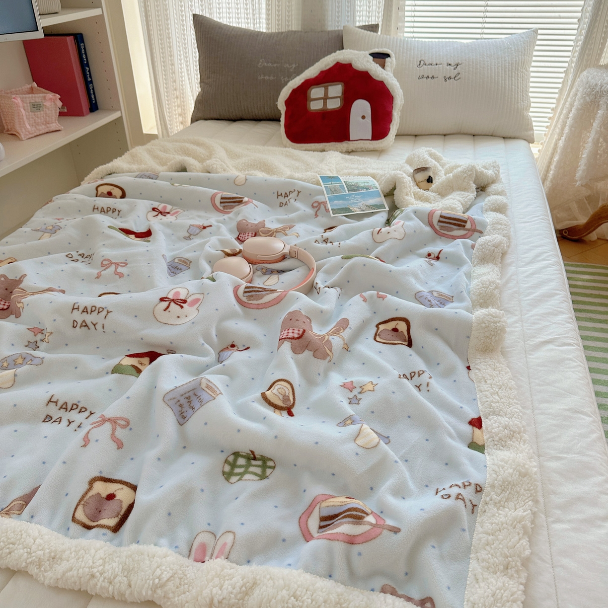 91家纺网 家纺一手货源 找家纺 六巷胡同 2025新款INS卡通A类牛奶绒羊羔绒毛毯毯子 萌趣宠物趴