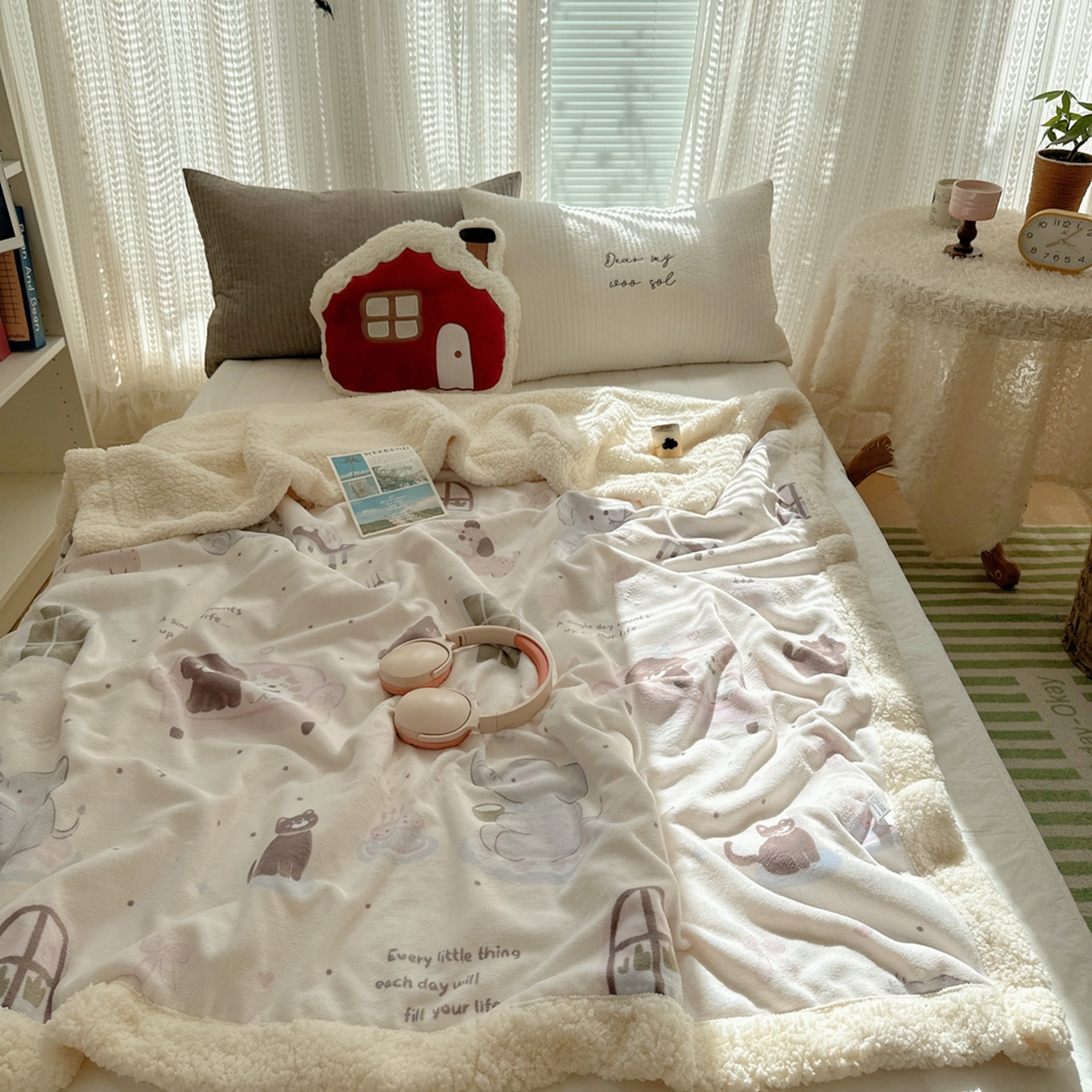 91家纺网 家纺一手货源 找家纺 六巷胡同 2025新款INS卡通A类牛奶绒羊羔绒毛毯毯子 萌象周末趴