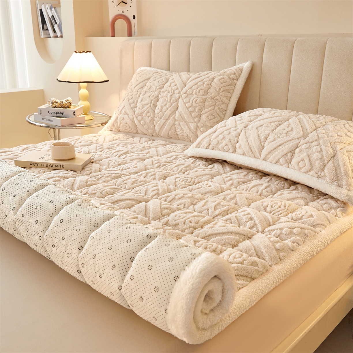 雯豆家纺 2025秋冬新款加厚塔芙绒床垫床褥床护垫双人床纯色素色垫子 塔芙绒床褥-英伦奶咖