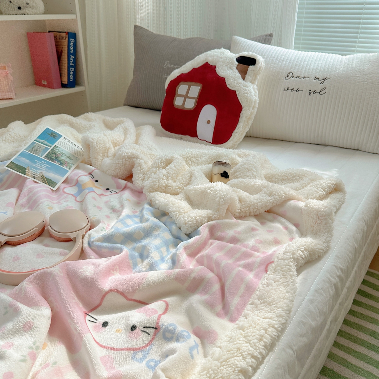 91家纺网 家纺一手货源 找家纺 六巷胡同 2025新款INS卡通A类牛奶绒羊羔绒毛毯毯子 软萌碎花猫