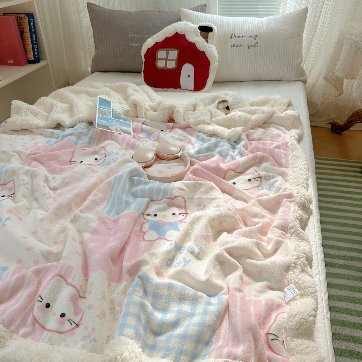 91家纺网 家纺一手货源 找家纺 六巷胡同 2025新款INS卡通A类牛奶绒羊羔绒毛毯毯子 软萌碎花猫